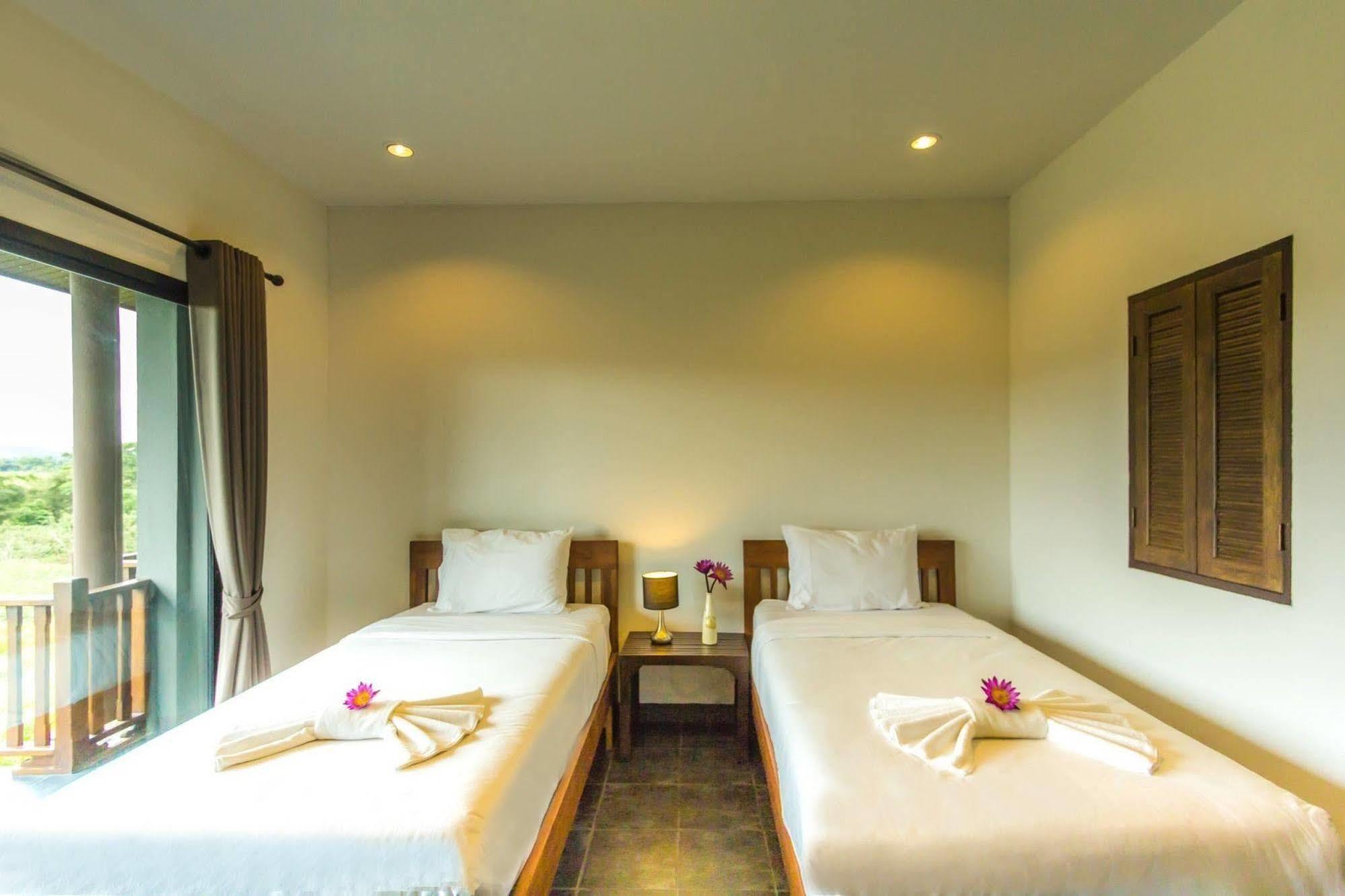 Baan Pailyn Resort Lamphun Li Экстерьер фото